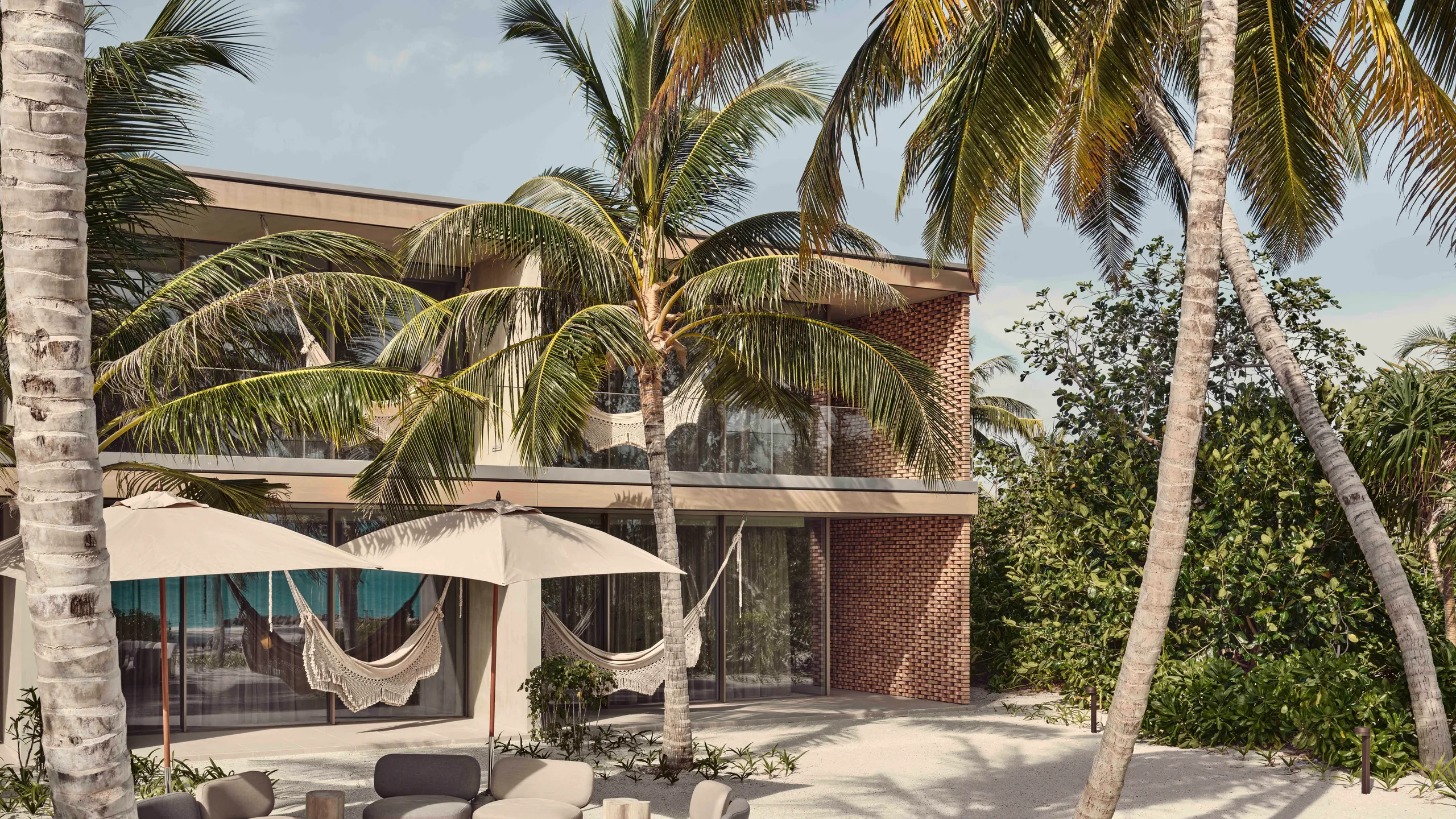 PATINA_MALDIVES_VILLA_FARI-STUDIOS_1390_04eciRGBv2_eciRGBv2-PatinaMaldives-apr22-pr